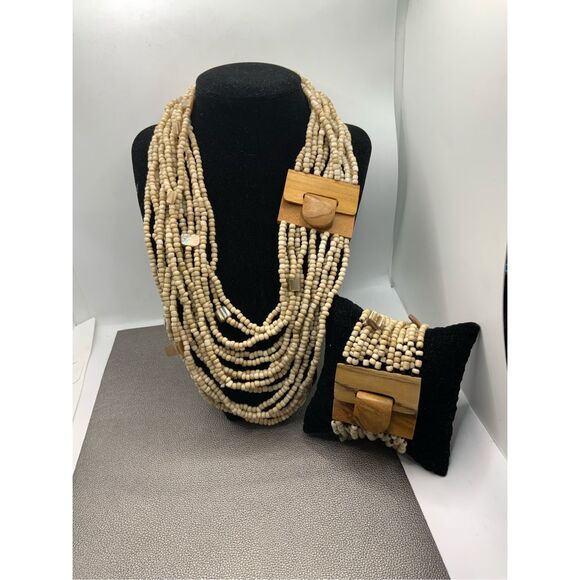Cream Beaded Bracelet Necklace Wood Jewelry Set - Picture 1 of 7